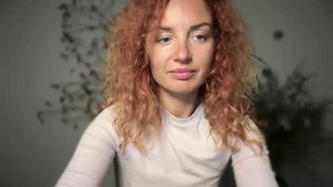 Snapshot of reddgirll chatting on September 27, 8:16 pm reddgirll online show from September 27, 8:16 pm