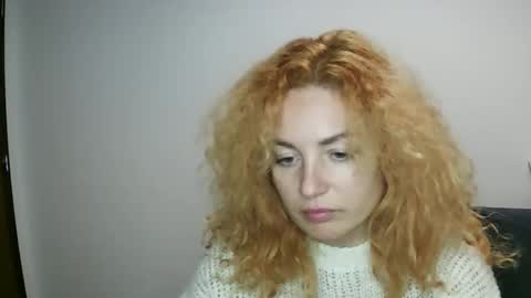 reddgirll online show from January 14, 7:11 pm