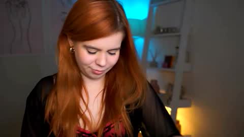 Snapshot of redhotlinee chatting on October 26, 7:42 pm RedHotlinee online show from October 26, 7:42 pm