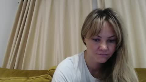 RedJessica online show from October 3, 6:07 am