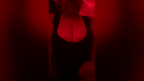 redroomlady811624 online show from February 3, 9:03 am