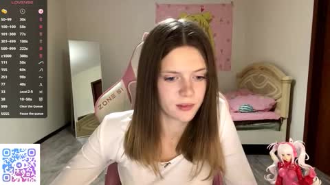 Lucy online show from September 30, 6:57 pm