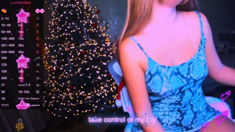 reggieMeow online show from December 25, 10:59 pm