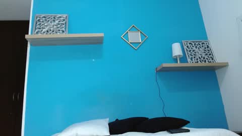 regiina_lee online show from December 2, 12:39 pm