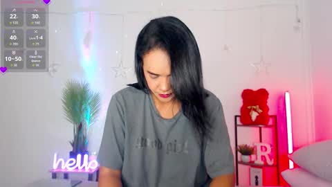 regina1819 online show from February 23, 1:06 am