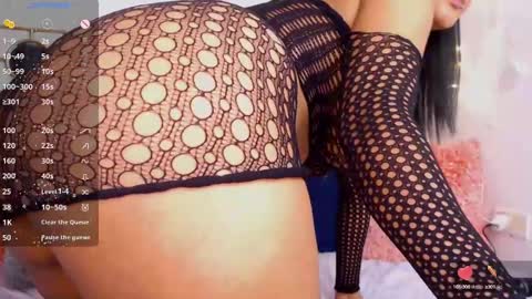 regina1819 online show from December 30, 6:42 am