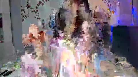 Snapshot of reginamoon12 chatting on October 8, 8:51 am Alisa online show from October 8, 8:51 am