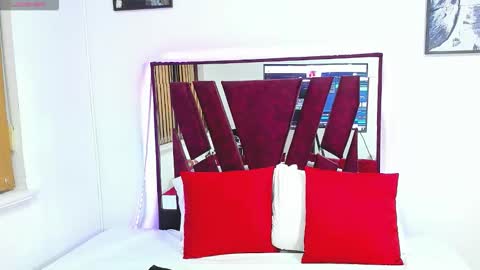 Regina online show from October 17, 8:34 pm