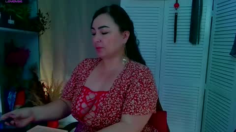 Snapshot of reicat chatting on March 2, 6:48 am Karina online show from March 2, 6:48 am