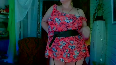 Snapshot of reicat chatting on December 24, 8:11 am Karina online show from December 24, 8:11 am