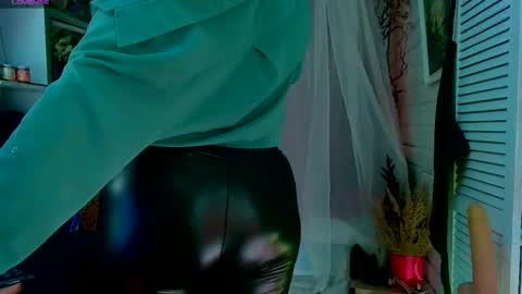 Snapshot of reicat chatting on February 21, 2:59 pm Karina online show from February 21, 2:59 pm