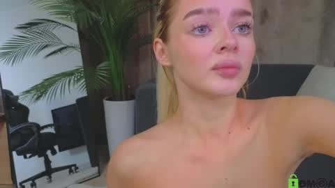 Anna online show from October 1, 2:44 pm