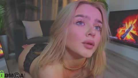 Anna online show from October 25, 3:52 pm