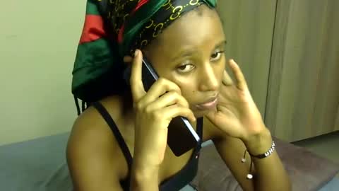Snapshot of rellings_maya chatting on January 22, 7:45 pm rellings-maya online show from January 22, 7:45 pm