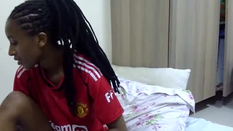 Snapshot of rellings_maya chatting on January 4, 4:54 pm rellings-maya online show from January 4, 4:54 pm