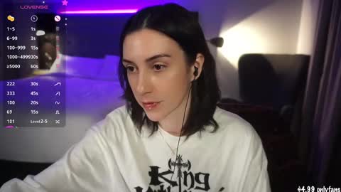 Snapshot of remibliss chatting on December 18, 8:57 pm Remi online show from December 18, 8:57 pm