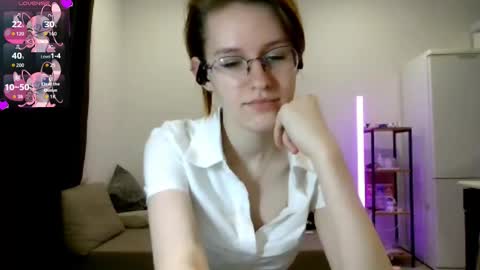 Claire online show from March 1, 6:29 pm