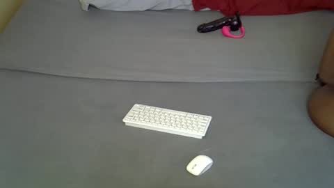 renal_queen online show from December 22, 5:43 am