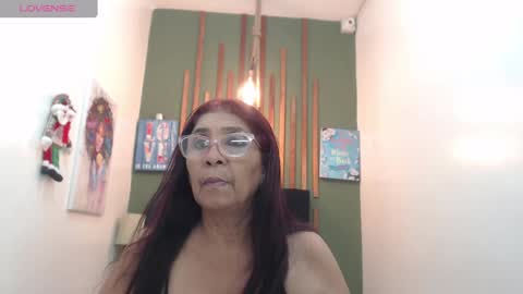 Snapshot of renata_milf_ chatting on December 6, 12:27 pm renata_milf_ online show from December 6, 12:27 pm