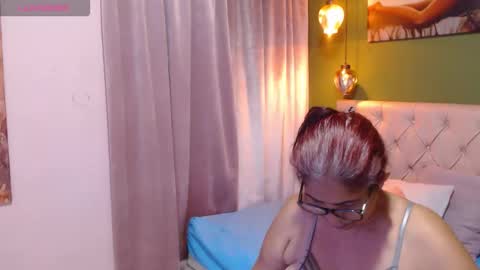 renata_milf_ online show from September 23, 11:52 am