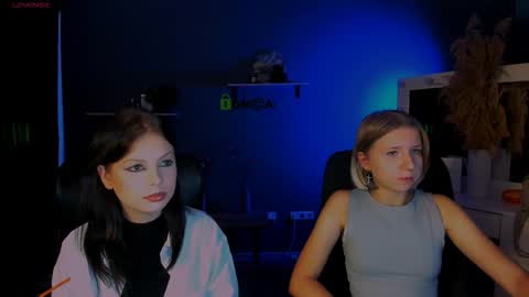 renata_sweety online show from September 14, 8:23 am