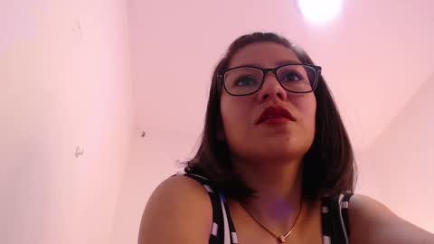 renataj online show from October 8, 2:10 pm