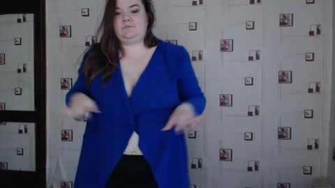 Snapshot of renataoia chatting on October 20, 1:58 pm renataoia online show from October 20, 1:58 pm