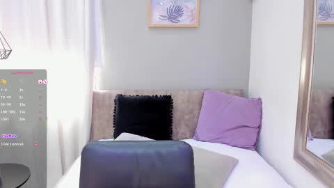 Snapshot of renataruiz_rr chatting on September 19, 2:38 pm online show from September 19, 2:38 pm