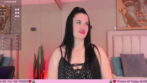Snapshot of renataruiz_rr chatting on January 5, 12:10 pm online show from January 5, 12:10 pm