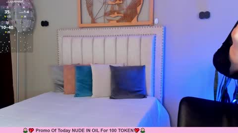 Snapshot of renataruiz_rr chatting on February 7, 12:17 pm online show from February 7, 12:17 pm