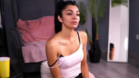 Rena online show from November 10, 4:40 am