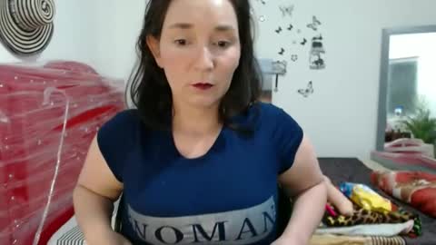renesmee tanner online show from January 13, 1:02 am