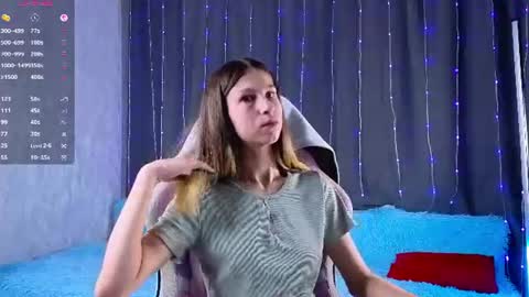 Christina online show from July 9, 5:59 pm