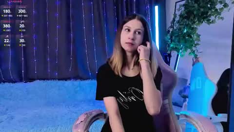 Christina online show from June 27, 5:08 pm