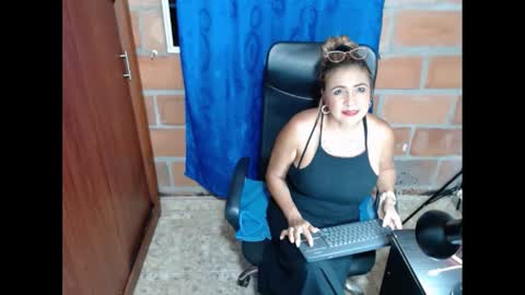 Rennata online show from February 10, 11:23 pm