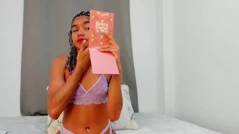 Snapshot of rennatta_sx chatting on February 6, 11:53 am Renata online show from February 6, 11:53 am