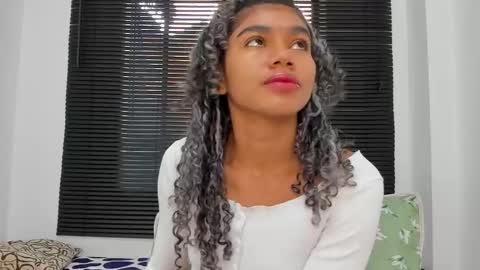 Snapshot of rennatta_sx chatting on March 11, 12:17 pm Renata online show from March 11, 12:17 pm