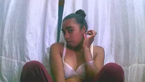 Rephaleta online show from October 28, 11:49 am