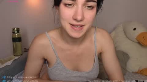 Ewiwi online show from September 25, 4:39 pm