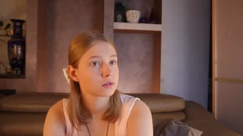 revamcallister online show from June 10, 5:39 am