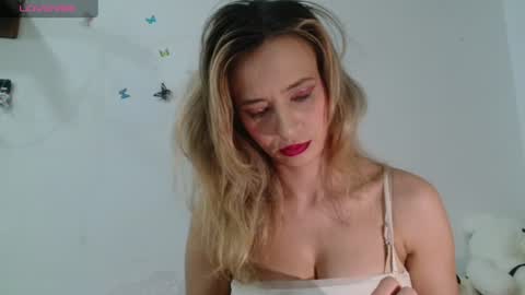 Rexxa online show from August 4, 2:45 pm
