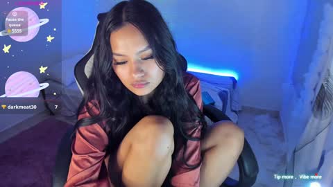 Snapshot of riana_kean chatting on December 19, 11:35 pm RianaK online show from December 19, 11:35 pm