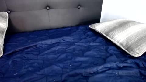 Snapshot of ricciolina___ chatting on September 13, 9:12 pm Tina online show from September 13, 9:12 pm
