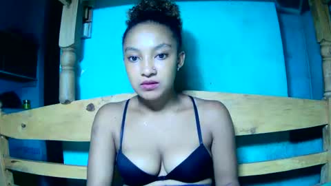Snapshot of richinah3112 chatting on February 24, 6:47 pm richinah3112 online show from February 24, 6:47 pm