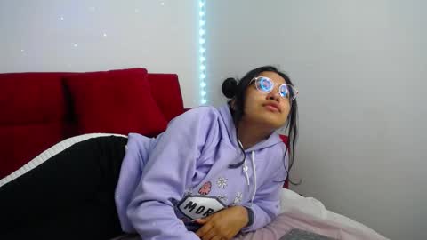 milena online show from December 20, 6:29 am