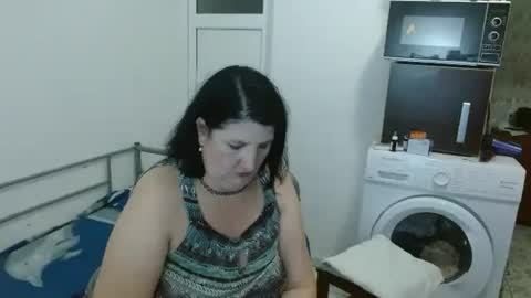 Snapshot of ridemerafsuzana chatting on January 6, 4:02 pm Ridemeraf online show from January 6, 4:02 pm