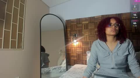 Snapshot of rihannadeep chatting on October 18, 10:07 am Sara online show from October 18, 10:07 am