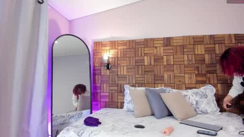 Snapshot of rihannadeep chatting on October 10, 10:20 am Sara online show from October 10, 10:20 am