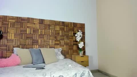 Snapshot of rihannadeep chatting on November 2, 10:29 am Sara online show from November 2, 10:29 am