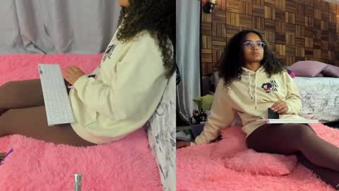 Sara online show from December 16, 9:57 am